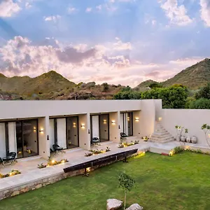 https://villa-saffronstays-rohi.udaipurhotels.org